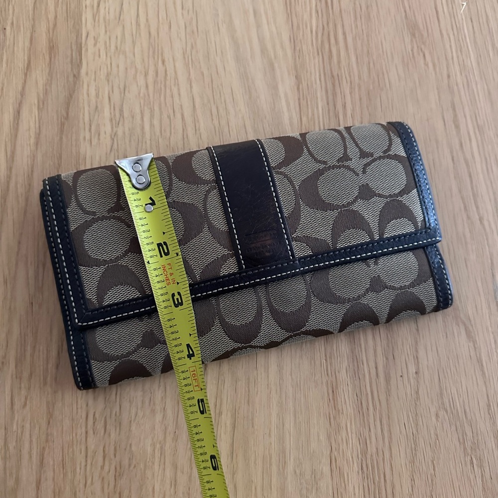 Coach tri-fold wallet - Picture 7 of 12